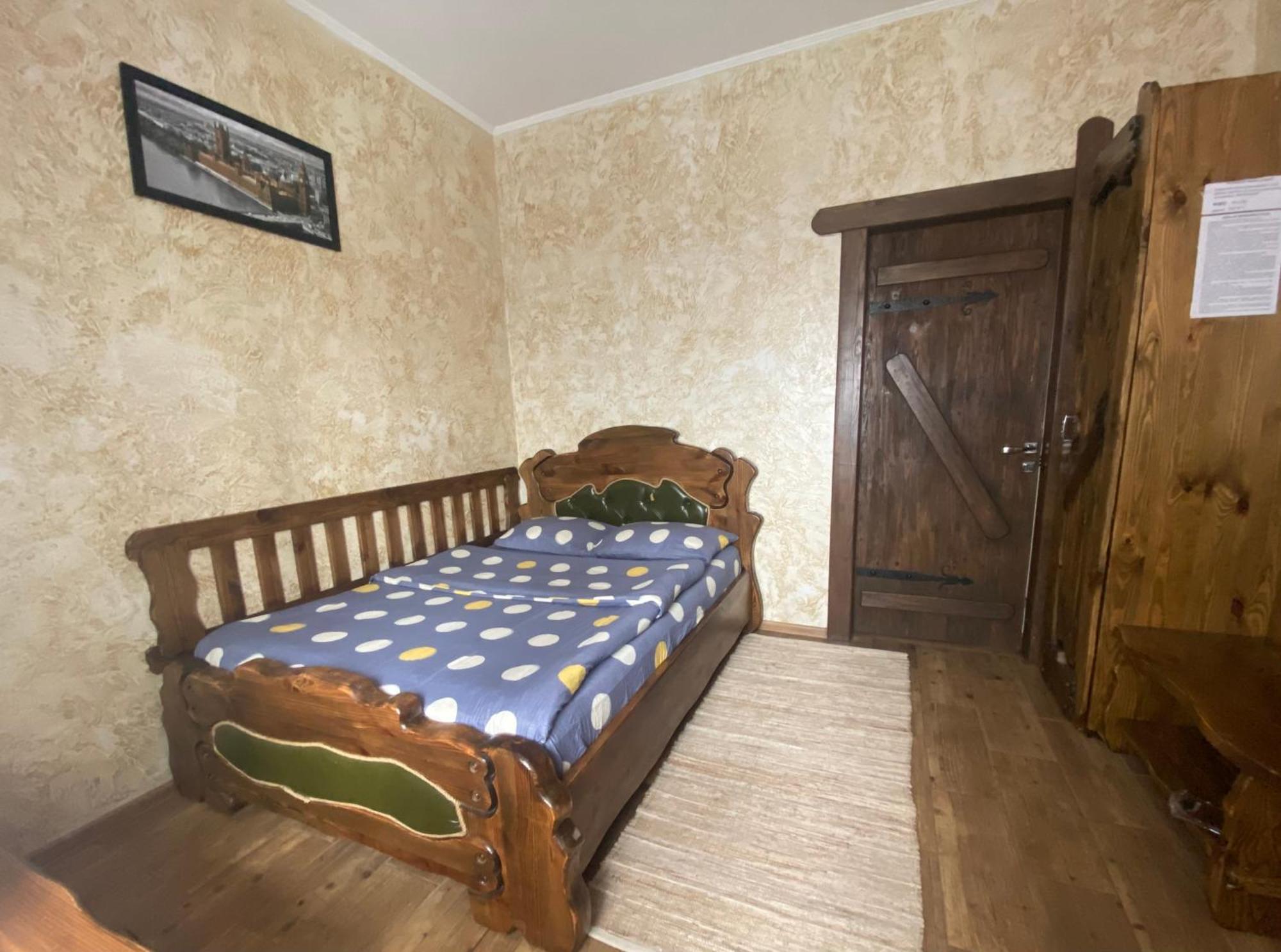 Mini-Hotel Neptun Rivne Exterior foto